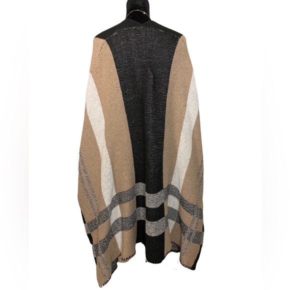 CHIC SOUL Cabin Cutie Cardigan/Poncho - Size XL - Picture 5 of 5